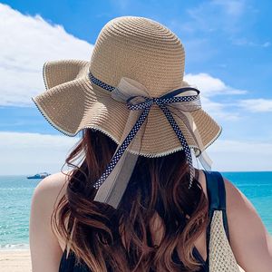 Stingy Brim Hatts Bucket Hat Beach Summer Straw Hats For Women Flat Top Ribbon Bowknot Elegant Luxury Straw Women Summer Hats Sombreros de Mujer 230511