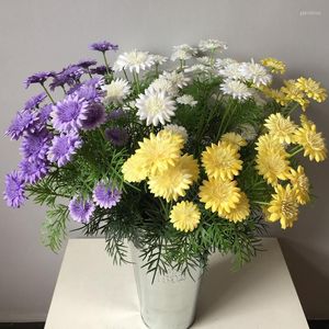 Dekorativa blommor Singel 7-huvudsimulering Flower Daisy Hushåll Mjuk dekoration Pografi Props Small Plastic