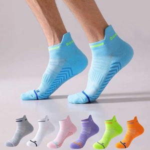 Sports Socks 3Pairs/Lot Men Women Running Socks Basketball Breathable Anti Slip Sport Cycling Football Socks Deodorant Fitness Socks P230511