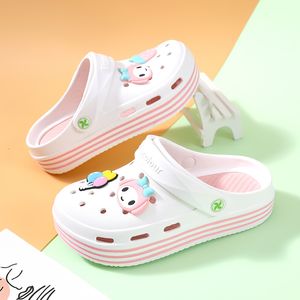 Slipper Sandal Kawai Anak anak Bakiak Desain Fashion Baru Sepatu Air Tahan Pantai EVA Platform Anak Perempuan 230510