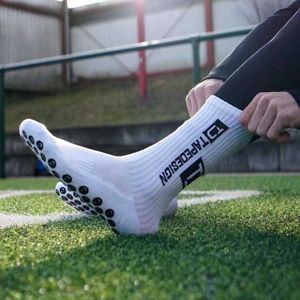 Sports Socks New ANTI SLIP Football Socks Mid Calf Non Slip Soccer Cycling Sports Socks Mens Warm Sock EU38-44 P230511