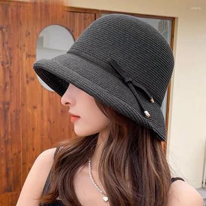 Geniş Memlu Şapkalar Kadınlar İçin Yaz Katlanabilir Hasır Şapka UV Koruma Güneş Hepburn Tarzı Mizaç Moda Zarif Nefes Alabası Kova
