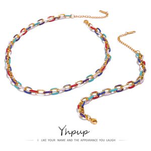 Yhpup Bracciale con collana a catena smaltata arcobaleno Set bracciale in acciaio inossidabile 316L 18 K placcato PVD Set gioielli impermeabili Y2K Regalo per feste