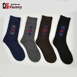 Giyin En Ucuz Adam Pamuk Çoraplar Erkek Toptan Sıkıştırma SPANDEX Pamuk Düzenli Paketlenmiş Kişiselleştirilmiş Düz Renk Tasarım En Kalite