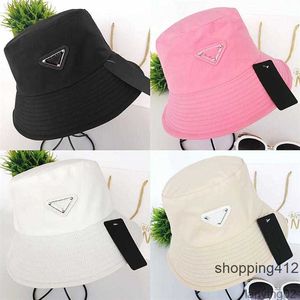 Caps de bola New Men e Women's Designer Hat Family Family Label Triangular Fisherman Protetor solar Solshade Moda versátil262h