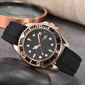 Watch Quartz Mens Watches 36mm Silver Wristband Waterproof All stainless steel Wristband Fashion Designer Wristwatch Ro18