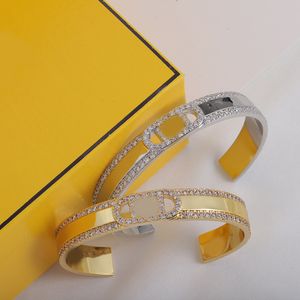 Luksusowe projektanty złote bransoletki dla kobiety klasyczne f litera srebrna bransoletka moda damskie akcesoria biżuterii z pudełkiem