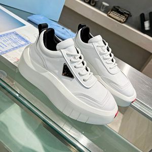 2024 Men Shoes Top Design Prax 01 Sneakers Re-Nylon Brushed Leather Nylon Mesh Brand Mens Skateboard Walking Runner Casual Outdoor Sports EU38-45 iji00003