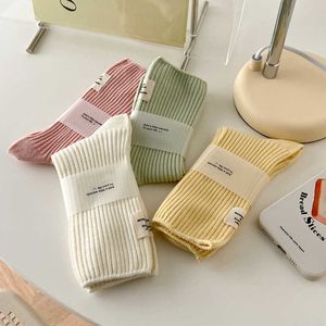 Long Men Socks Wholesale cotton Compression New Women High Quality Candy Color Crew Japanese Fashion Cotton Breathable Fresh Colorful Middle Tube