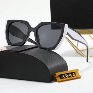 Sonnenbrille, elegante Designer-Randlose, polarisierte Brille, Nieten, Buchstaben-Design, für Mann und Frau, 6 Optionen, hohe Qualität