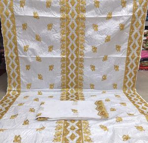 Tecido de renda africano bazin rico, material macio e macio 100% algodão 5 + 2 jardas, renda líquida francesa bordada para costura de vestido de casamento