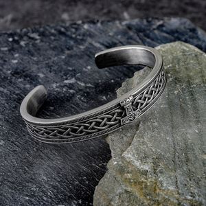 Charm Bracelets Norse Viking 316L Stainless Steel Thor's Hammer For Men Women Paracord Amulet Runes Bangles Jewelry Gifts Wholesale 230511