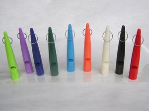Whistles 20pcs/lot Free shipping Newest 8cm size Dog whistle Pet Training Plastic Whistle 5 colors