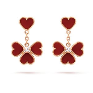 Designer Clover örhängen Swaying Fashion Classic örhängen Kvinna Agate Pearl Moissanite Diamond Earrings Mother Valentines Day Gift