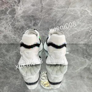 Scarpe casual sneaker stringate in pelle firmate moda Scarpe da ginnastica da corsa Lettere scarpe da donna Sneakers da palestra piatte stampate2023