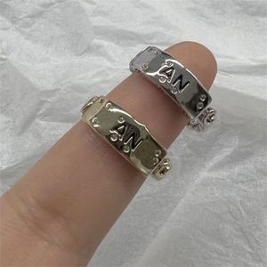 Designer Mulheres anéis de ouro letra de diamante anel de luxuris anéis de noivado para feminino pérolas designers letra de jóias anel de tecelagem de ouro