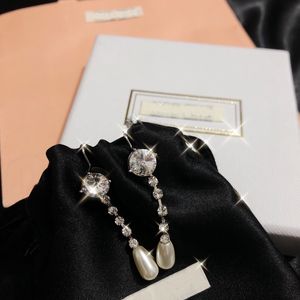 고급 다이아몬드 귀걸이 패션 디자이너 진주 펜던트 골드 페이드 실버 보석 결혼 선물