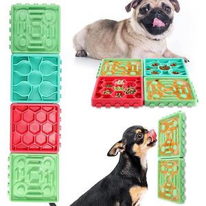 Karmienie Ulmpp Dog Feeding Mat Mata Pet Powolne jedzenie Kot owoc owoc warzywa płytka pokarmowa miska dzielona 4pc