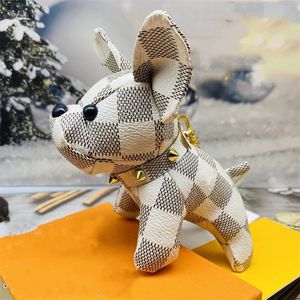 Designer nyckelring hög kvalitet 13 cm fransk bulldoggpåse hänge hund nyckelring bil interiör dekoration läder väska hänge grossist volym stor rabatt