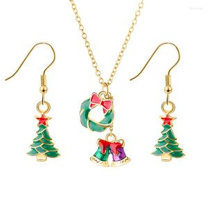 Подвесные ожерелья 2023 Персонализированное ожерелье Рождественская тема для зеленого дерева и колокола подарок
