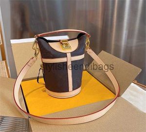 stylisheendibags Evening Bags designer bags duffle bucket phone Classic hundreds of portable coated canvas locks luxury purse