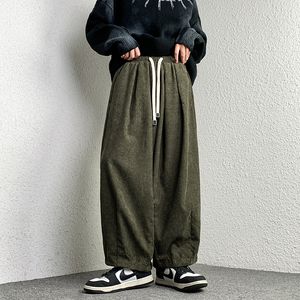 Herrbyxor avslappnade herrbyxor harajuku solid manlig harem byxor corduroy överdimensionerad lös mode män kvinnor jogger byxor streetwear 5xl 230512