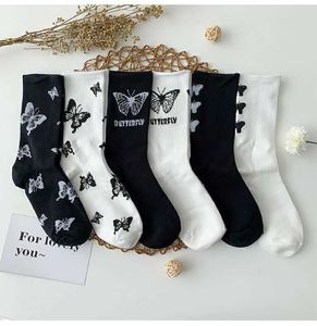 Socks Wholesale Cotton Compression Retro Cute Japanese Men Spring And Autumn Female Ins Tide Sports Net Red Bow Simple Fashionable Tube Pile