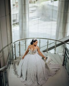 Stylish Ball Gown Wedding Dresses Sleeveless V Neck Sequins Applique Ruffles Bridal Gowns Beads 3D Lace Pearls Diamonds Plus Size Custom Made Vestido de novia