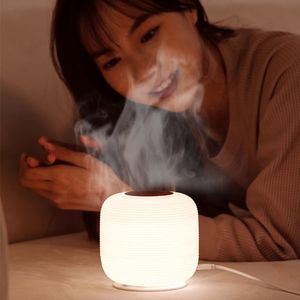 Nawilżacze 2022 NOWOŚĆ Przylotów domowy elektryczny ultradźwiękowy chłodny mgła aromatywa powietrza nawilżacz USB Aroma olejku eteryczna dyfuzor z lampą LED