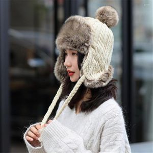 Berretti Elegante Bar Cappello adorabile per le donne Tenere al caldo Inverno Casual Berretti lavorati a maglia di lana Paraorecchie Cappelli orlati Addensare Ski Bone Skullies