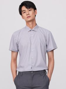 Herrklänningskjortor Summer Men Ickeoning lätt strech randig skjorta utan fickor Kort ärm Standard-passform smart casual mångsidig