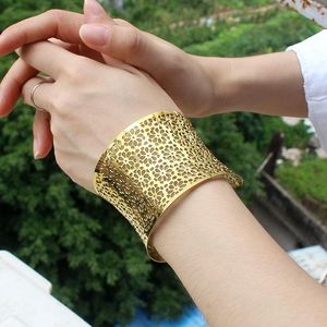Бэллс оптовые браслеты из нержавеющей стали Большой манжета золото 53 мм ширины украшения шлюхи для браслета для женщин Banglebangle