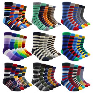 Herrstrumpor Storlek 4148 Casual Fashion Cotton Roliga långa kvinnor Mänstrumpor Kontrast Färg Rainbow Störstorlek Stripe Socks For Men 230512