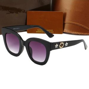 2023Designer النظارات الشمسية نظارات العلامة التجارية في الهواء الطلق الظلال PC Farme Fashion Classic Ladies Luxurys Sunglass Mirrors for Women G0208