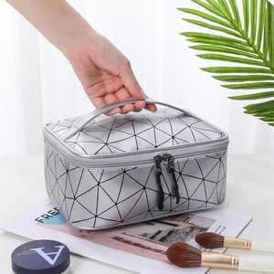 Ny Ringer Geometric Laser Makeup Bag Handhållen stor kapacitet Tvätt Gurgle Bag Ultra Ins Wind Makeup Brush Wash Gargle Bag235p