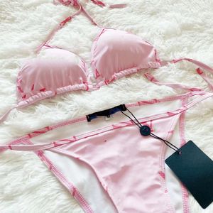 Kobiety mody bikini seksowny pasek wiszący szyja bez pleców mała klatka piersiowa Zebrana szczupły triangle przesuwane podzielone trzypunktowe bikini ciasna wysokość wygląd stupień kąpielowy