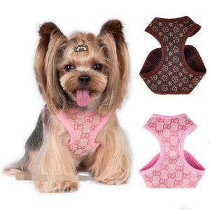 Collari per cani Guinzagli Designer Harness Set Classic Jacquard Lettering Stepin Harnesses Soft Air Mesh Pet Vest per cani di piccola taglia Cat Tea Dhwi6