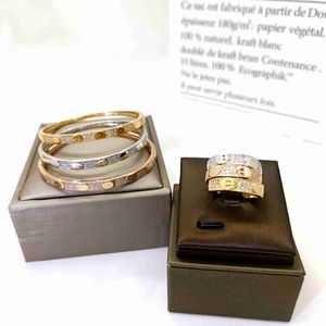 Tabora smycken Ny ankomst lyxig designer inspirerade smycken full av zirkonmärke kombination armband armband ring set