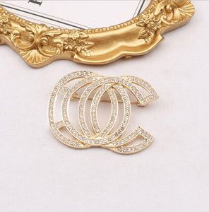 20style Famous Design Brand S Brooch Diamond Insert Crystal Rhinestone Jewelry Brooch Fashion Women Clothing Pin Marry Christmas Party