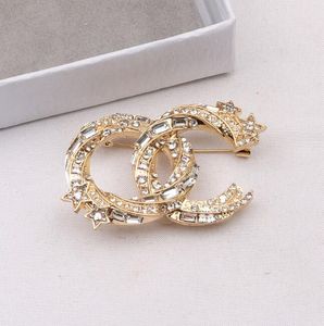 Famous Design Brand Luxurys Brooch Elegant Women Rhinestone Pearl Letter Brooches Suit Pin Fashion Jewelry Decoration High Quality Accessoriesy