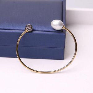 Bangle Pearl Women Bracciale in acciaio inossidabile Braccialetti per ragazze Braccialetti Braccialetti di alta qualità 316 L Sfera di cristallo nera