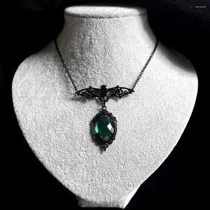 Chains Bat Gothic Venom Crystal Cameo Necklace For Women Fashion Witch Jewelry Accessorie Gift Goth Alternative Green