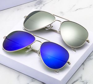 Moda Pilot Güneş Gözlüğü Erkek Kadınlar Vintage Tasarımcı UV400 Ayna Gözlük 58mm Açık Sürüş Güneş Gözlükleri Kılıflarla Unisex için