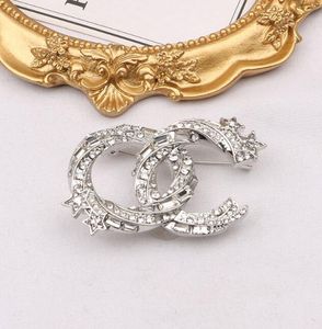 Designer di marchi 20style a doppia lettera con spillo oro donna placcata da uomo elegante spille a sospensione Accessori per gioielli in metallo di alta qualità di alta qualità