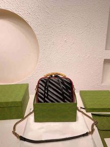 Vintage Square Camera Torby Kobiety Bamboo uchwyt torebki na ramię designerka marka Crossbody Crossbody torebki 2203