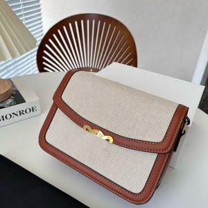 Kadın Çanta Tasarımcı Çanta Lüks Bir Omuz Çantası Deri Siyah Küçük Kare Çanta Kapak Toka Metal Crossbody Bag İki Renkli Basılı Baget Çanta