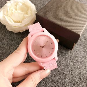 Fashion Full Brand Wrist Watch Men Women Crocodile Style Luxury With Logo Silicone Band Quartz Clock LA19