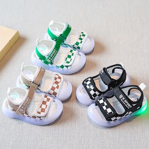 Boys LED Summer Kids Fashion Light Soft Flats Toddler Baby Girl Sandals Infant Casual Beach Children Shoes Outdoor 230515