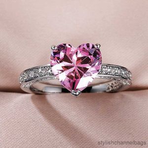 Band Rings Luxury Solitaire Women Heart Engagement Rings Pink Cubic Proposal Rings For Girlfriend Gift