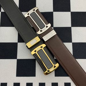 Cintura di lusso Nuovo stile Design per uomo e donna con fibbia in argento Design importato Cintura in pelle bovina a doppio strato